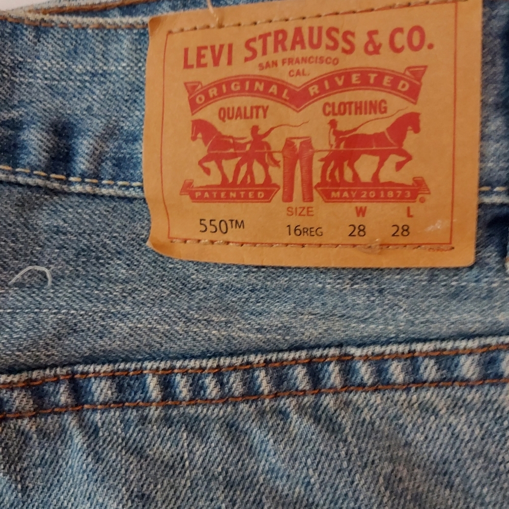 Levi's 550 Relax Fit Jeans NWT - Picture 2 of 8